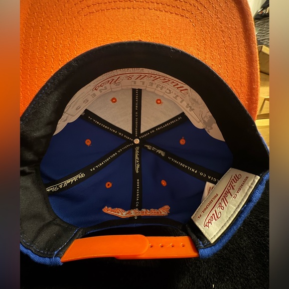 New York Knicks SnapBack - Picture 6 of 6